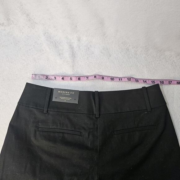 ANN TAYLOR City Shorts Chino Sz 8 NWT Modern Fit Black - Picture 3 of 7